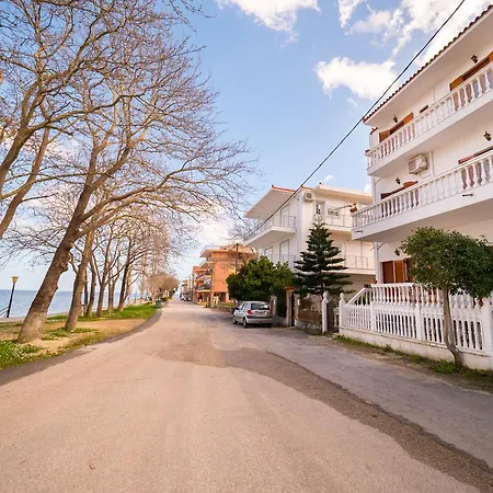 Antigoni House アパート