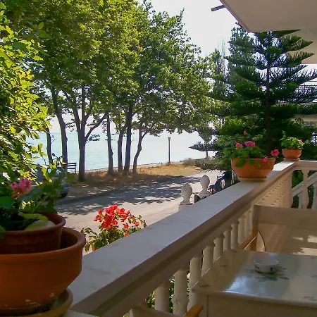 Antigoni House アパート