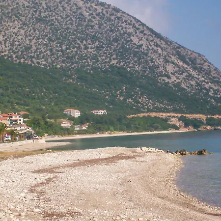 Antigoni House ポロス