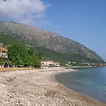 Апартаменты Antigoni House *
