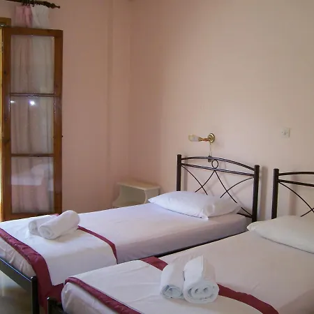 Апартаменты Antigoni House *